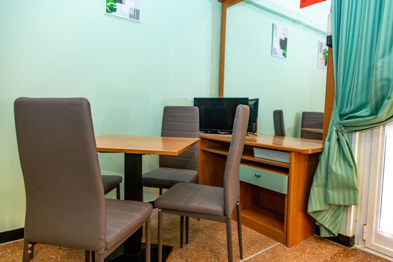 Albergo Glory 보르게토 산토 스피리토 외부 사진