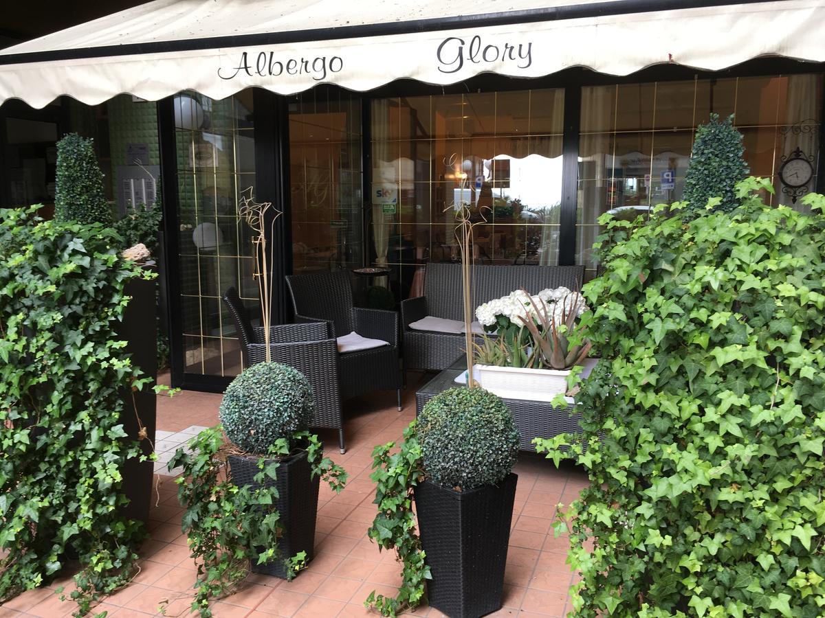 Albergo Glory 보르게토 산토 스피리토 외부 사진