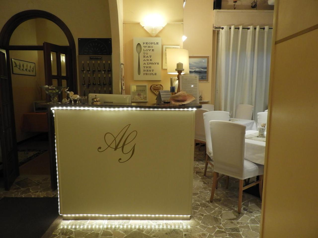 Albergo Glory 보르게토 산토 스피리토 외부 사진